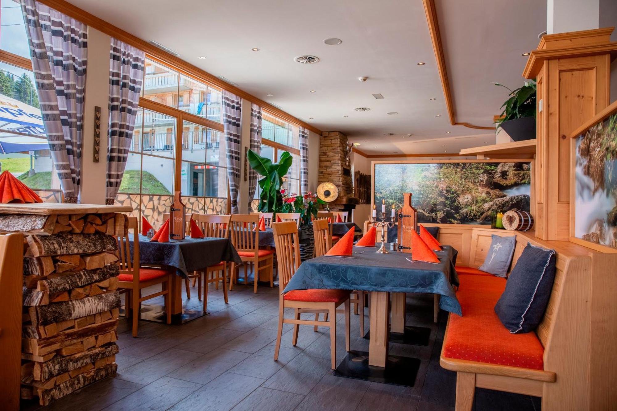 Landal Hochmontafon Hotel การ์กเอลเลิน ภายนอก รูปภาพ